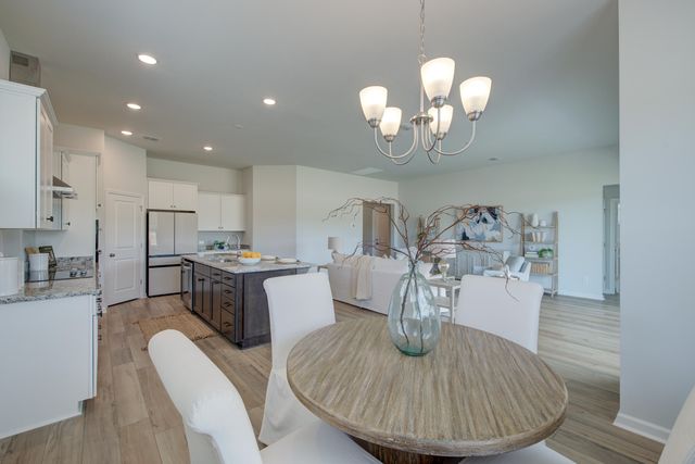424 Kandinsky Street, Charleston, SC 29492