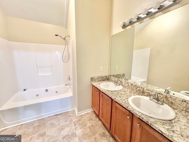 5400 Festival Avenue, Fairburn, GA 30213