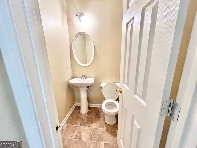 5400 Festival Avenue, Fairburn, GA 30213