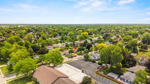 2700 N LILLIAN COURT, Appleton, WI 54911
