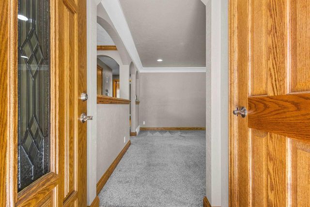 2700 N LILLIAN COURT, Appleton, WI 54911