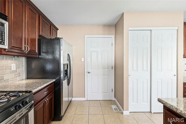 2517 Hidden Meadow Lane, Ballwin, MO 63021