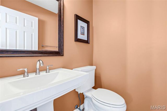 2517 Hidden Meadow Lane, Ballwin, MO 63021