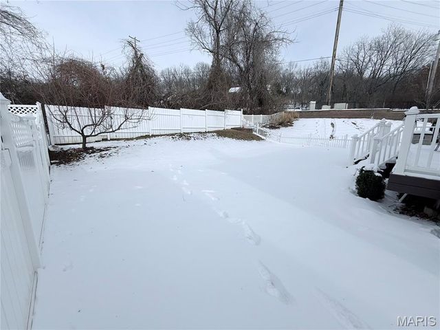 2517 Hidden Meadow Lane, Ballwin, MO 63021