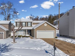 2517 Hidden Meadow Lane, Ballwin, MO 63021