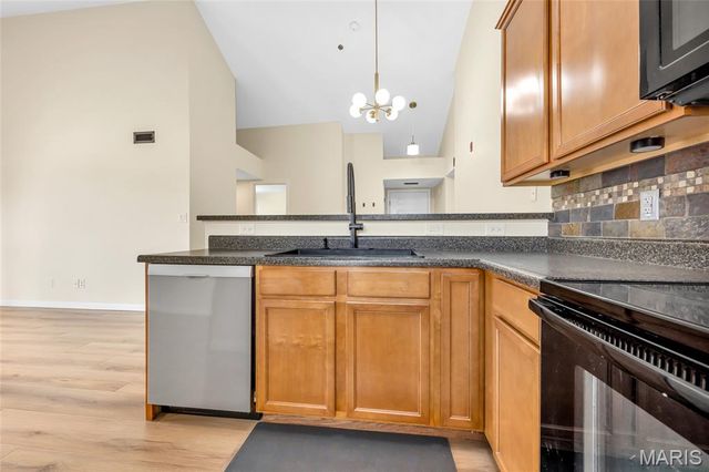 6303 Spring River Drive, O'fallon, MO 63368
