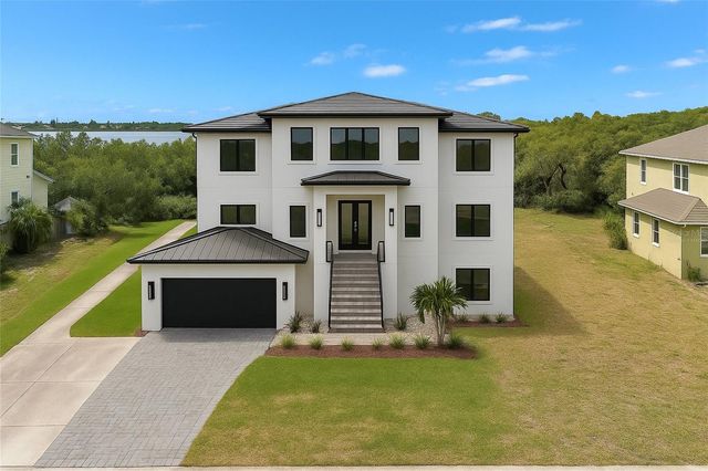 734 WEEDON DRIVE NE, St Petersburg, FL 33702