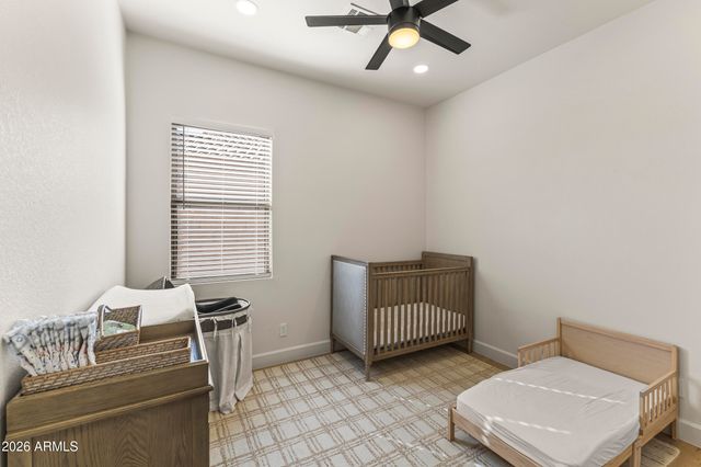 9418 W SALTER Drive, Peoria, AZ 85382