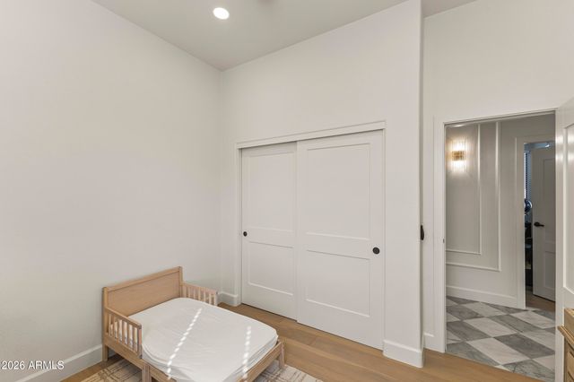 9418 W SALTER Drive, Peoria, AZ 85382