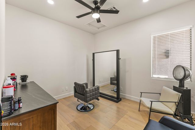 9418 W SALTER Drive, Peoria, AZ 85382