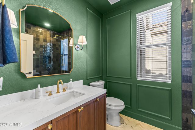 9418 W SALTER Drive, Peoria, AZ 85382