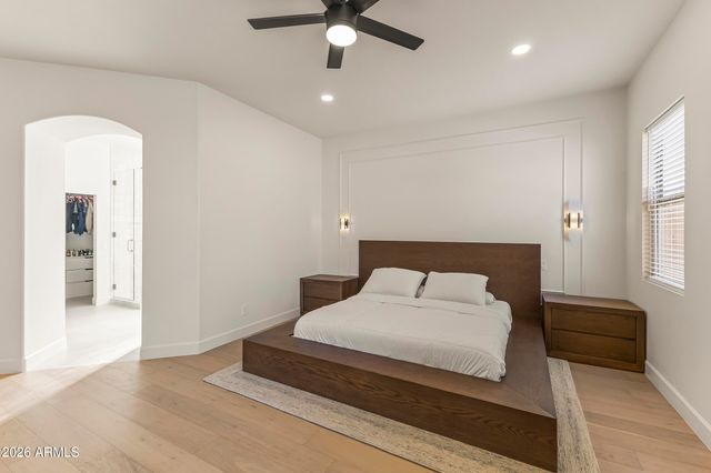 9418 W SALTER Drive, Peoria, AZ 85382