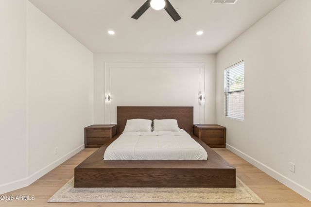 9418 W SALTER Drive, Peoria, AZ 85382