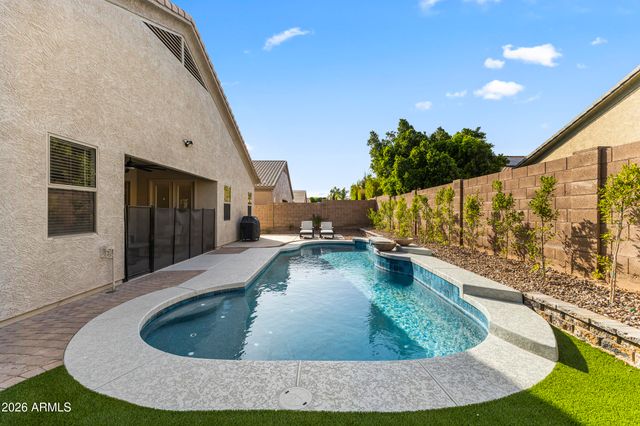 9418 W SALTER Drive, Peoria, AZ 85382