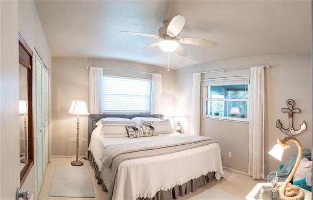 512 SHAMROCK BLVD, Venice, FL 34293
