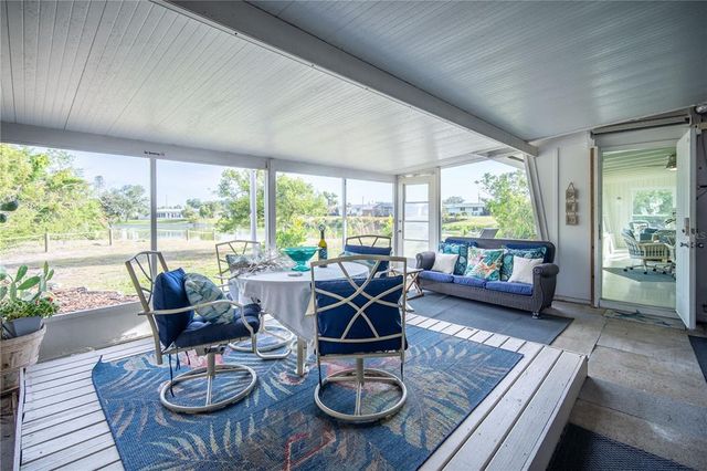 512 SHAMROCK BLVD, Venice, FL 34293