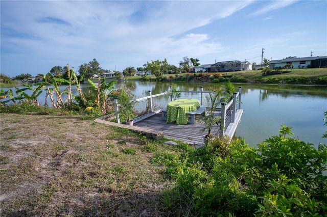 512 SHAMROCK BLVD, Venice, FL 34293