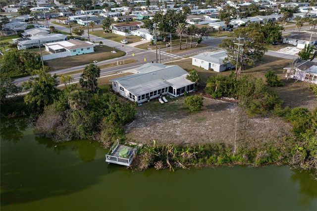 512 SHAMROCK BLVD, Venice, FL 34293