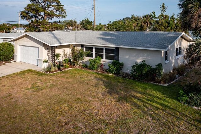 512 SHAMROCK BLVD, Venice, FL 34293