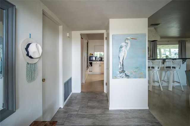 512 SHAMROCK BLVD, Venice, FL 34293