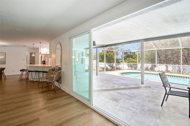 9622 OAKHURST ROAD, Seminole, FL 33776