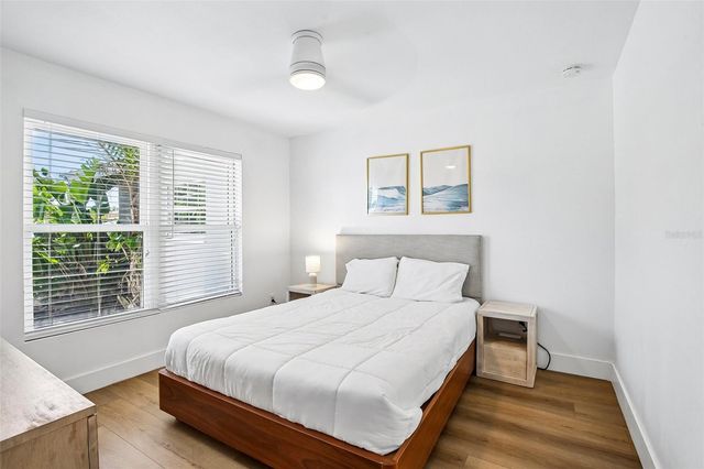 9622 OAKHURST ROAD, Seminole, FL 33776