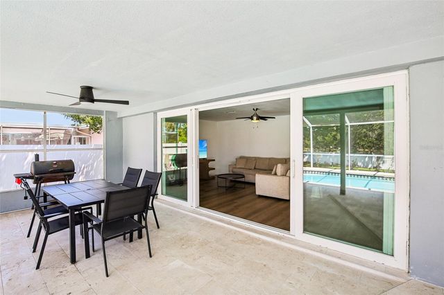 9622 OAKHURST ROAD, Seminole, FL 33776