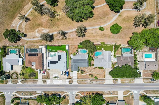 9622 OAKHURST ROAD, Seminole, FL 33776