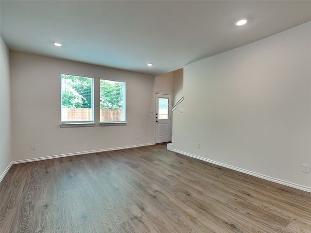 422 Tall Cedar Way, Princeton, TX 75407
