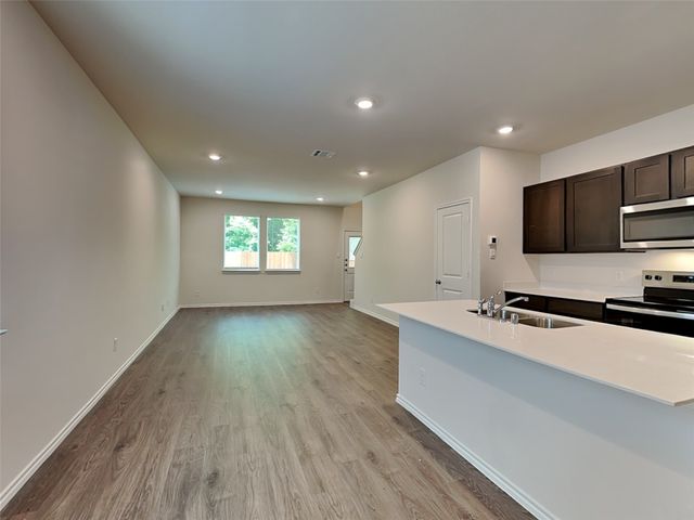 422 Tall Cedar Way, Princeton, TX 75407