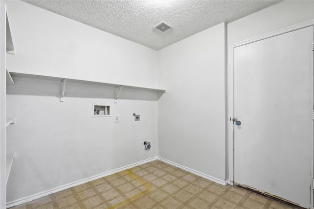 301 Indian Blanket, Burleson, TX 76028