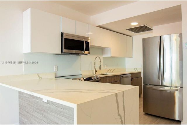 1000 7th Street, Miami Beach, FL 33139