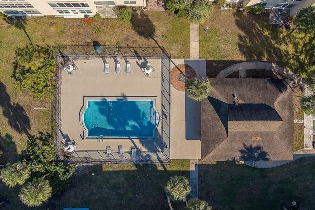 11620 PARK BOULEVARD 209, Seminole, FL 33772