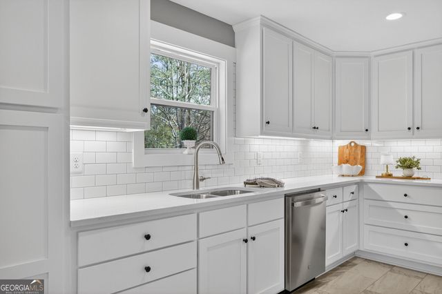 137 Buck Road, Gray, GA 31032