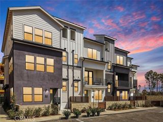 19071 Main Street 105, Huntington Beach, CA 92648