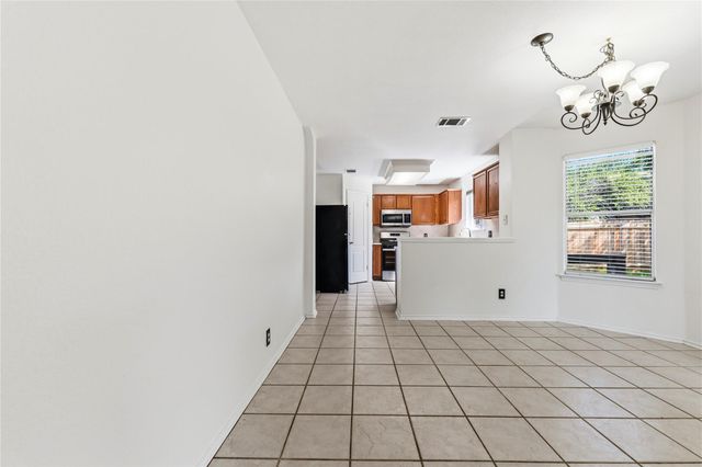 5043 Cleves ST, Round Rock, TX 78681