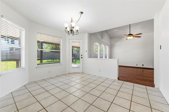 5043 Cleves ST, Round Rock, TX 78681