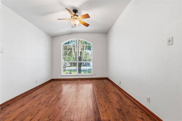 5043 Cleves ST, Round Rock, TX 78681