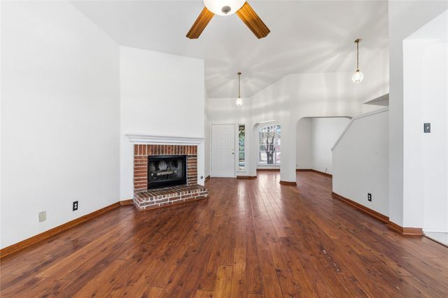 5043 Cleves ST, Round Rock, TX 78681
