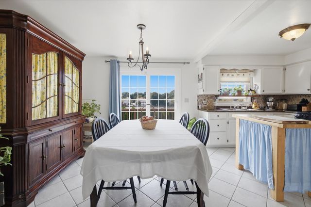 680 N Underwood St, Fall River, MA 02720