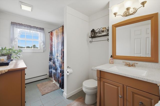 680 N Underwood St, Fall River, MA 02720
