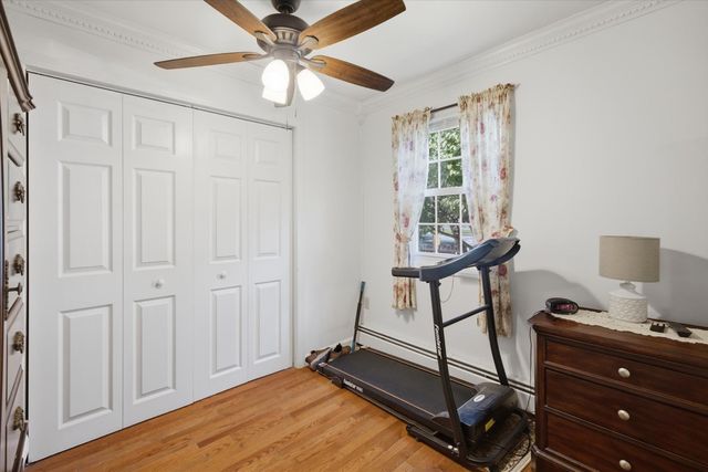 680 N Underwood St, Fall River, MA 02720