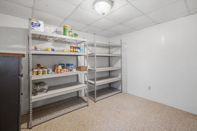 680 N Underwood St, Fall River, MA 02720
