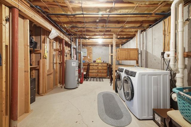 680 N Underwood St, Fall River, MA 02720