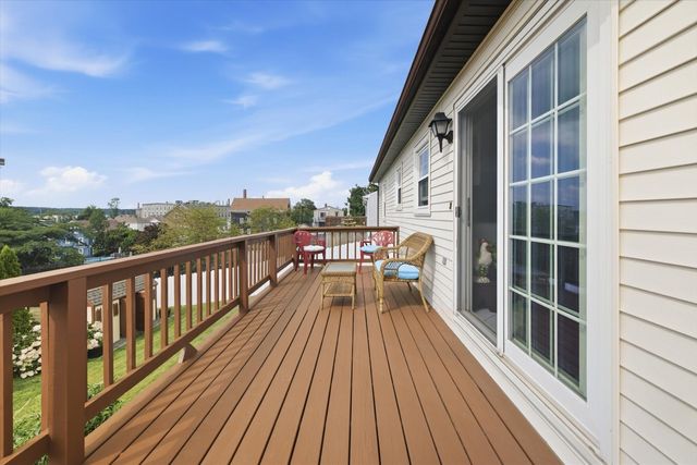 680 N Underwood St, Fall River, MA 02720