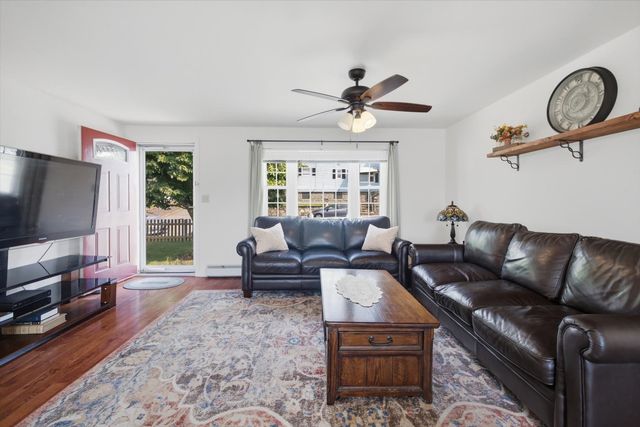 680 N Underwood St, Fall River, MA 02720