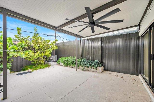 2211 NE 122nd St 2211, North Miami, FL 33181