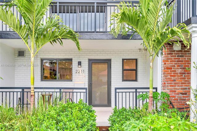 2211 NE 122nd St 2211, North Miami, FL 33181
