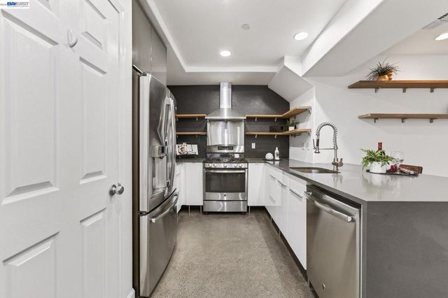 538 Citadelle Ln, San Jose, CA 95116