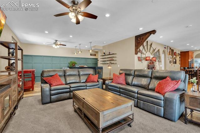 4745 Cheyenne Drive, Larkspur, CO 80118